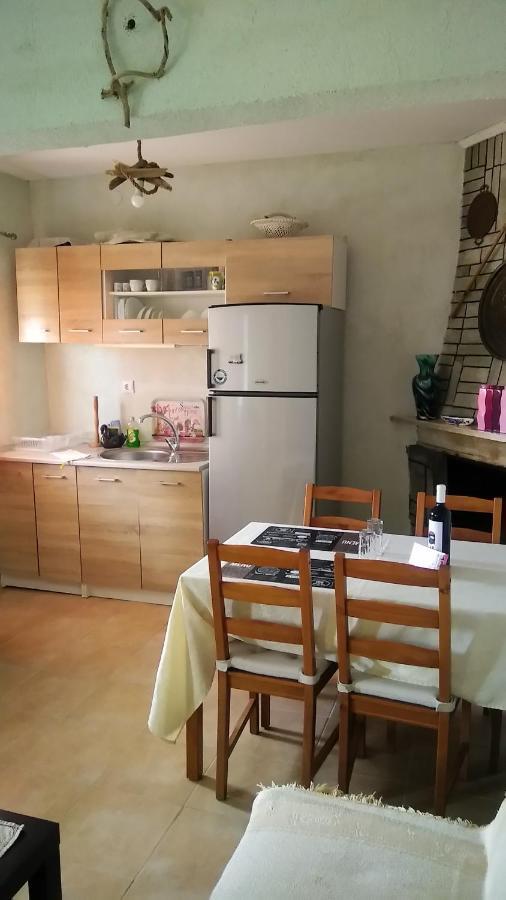 Villa Costa Агия Триас Екстериор снимка