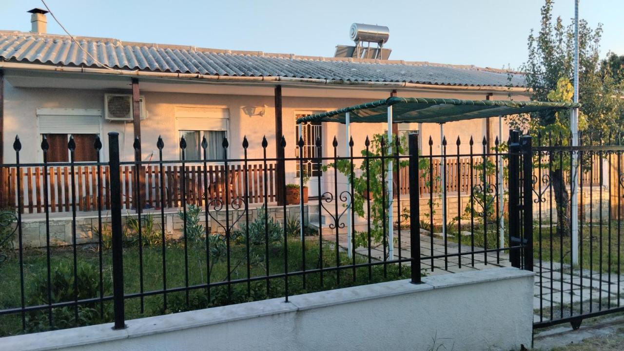 Villa Costa Агия Триас Екстериор снимка